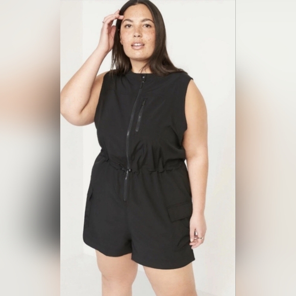 Old Navy Pants - Old Navy 2X Stretchtech Romper Shorts Zip Up Neck Snap Sleeveless Black NWT